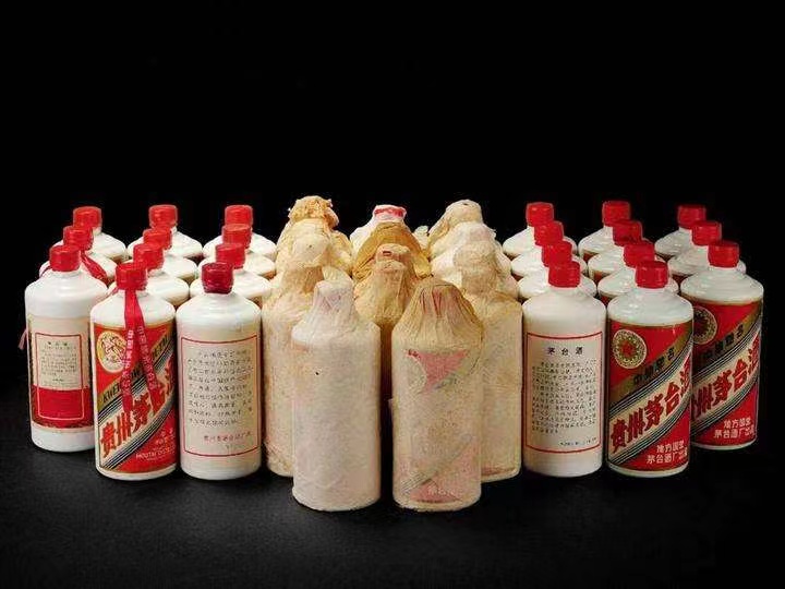 融水日照岚山回收酒价格哪里回收(附近上门回收茅台酒）?